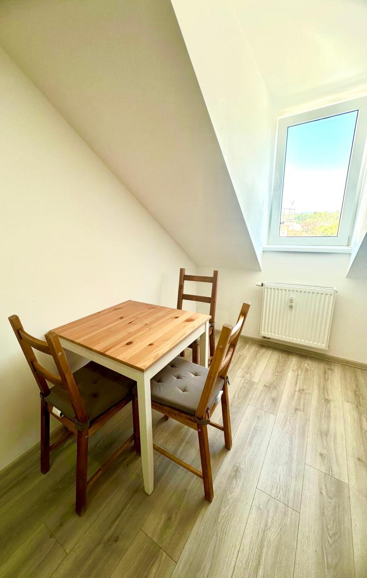 Apartment Th كارلوفي فاري الغرفة الصورة